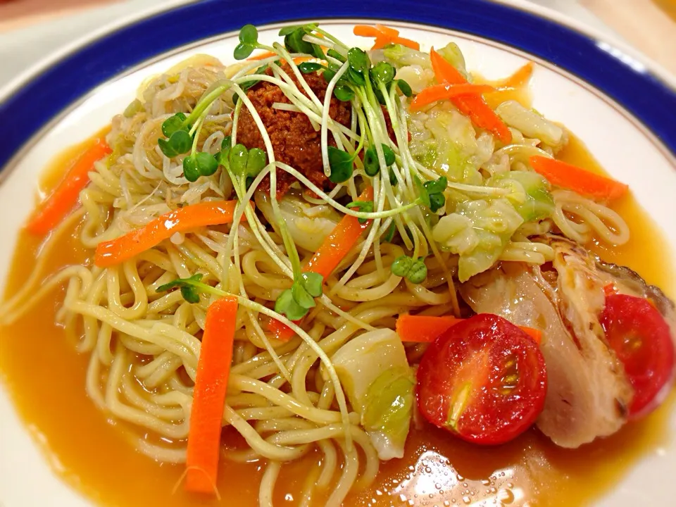 今日は暑かったので、冷麺食べました。😋🍴|Porr Ishidaさん