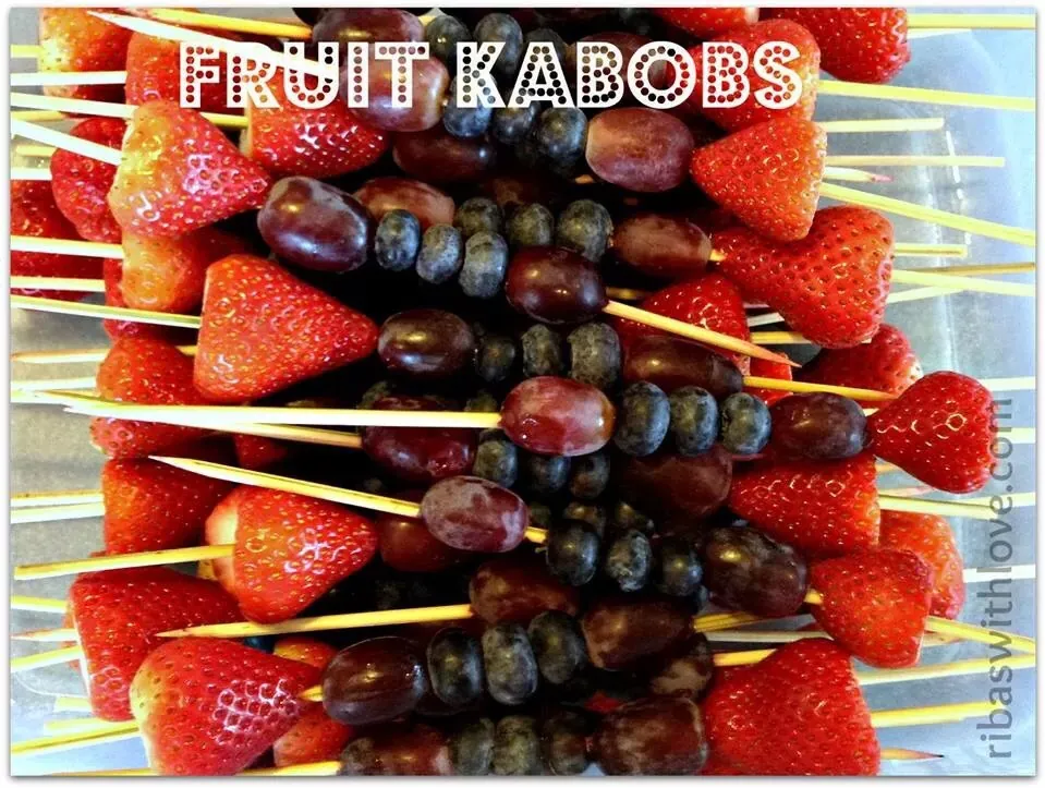 Fruit kabobs|Ribas with Loveさん