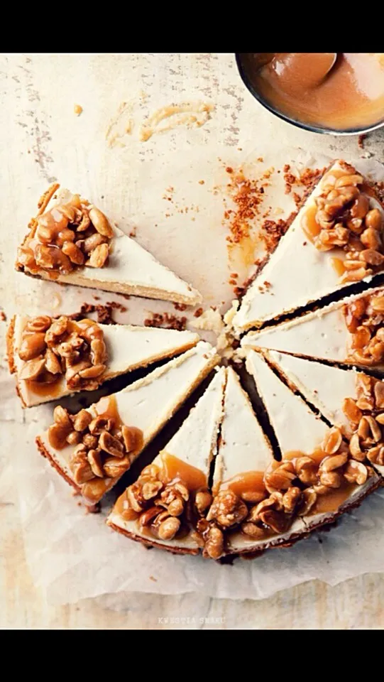 Caramel Pecan Pie|desireeさん