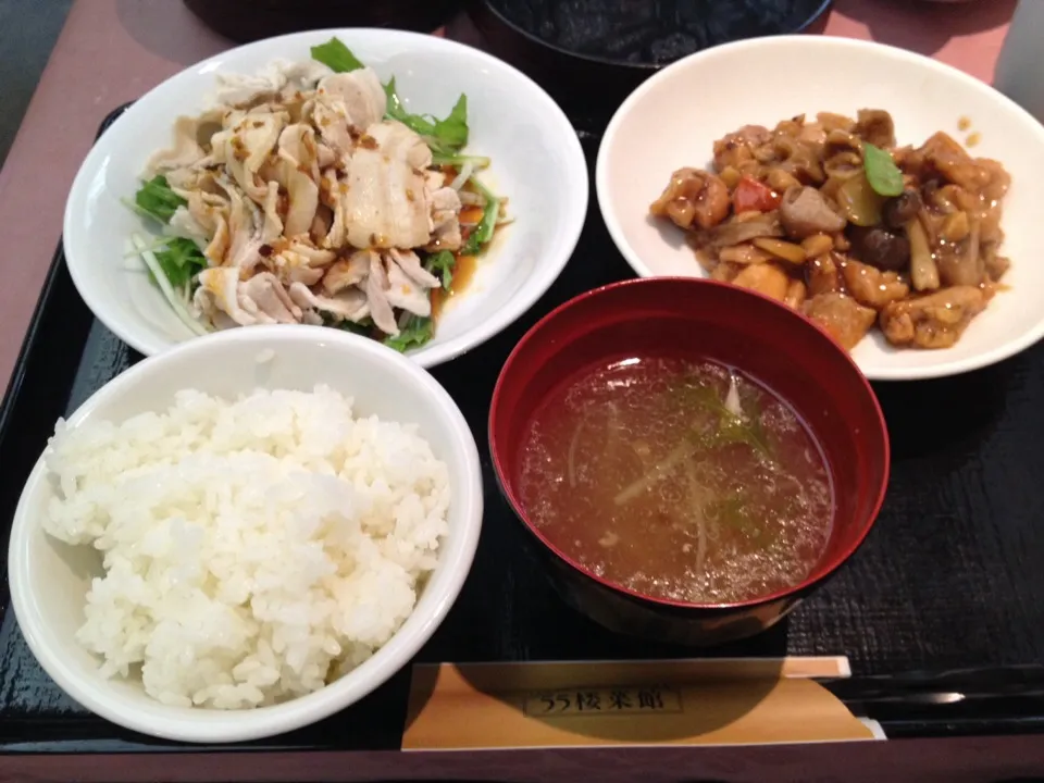 Snapdishの料理写真:冷しゃぶ＆肉と野菜炒め定食|おっちさん