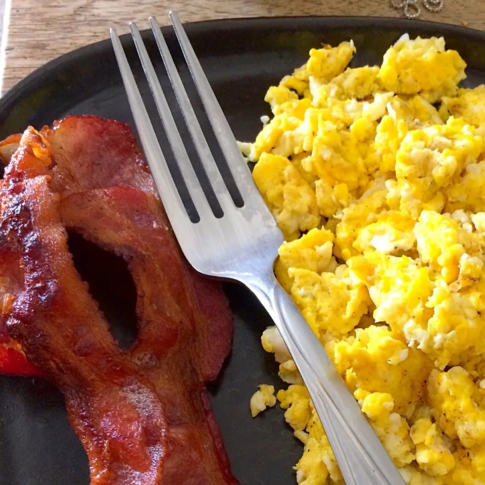 Bacon and Scrambled Eggs|Corrina Angelさん