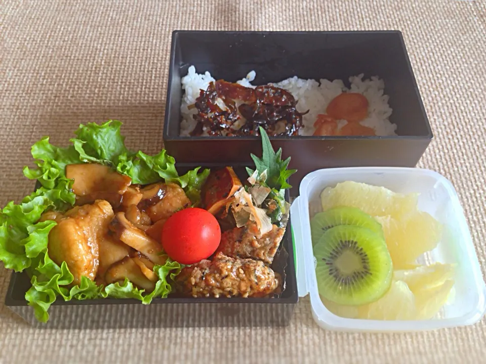 胸肉とエリンギのバルサミコ炒め 大学芋 ほうれん草と韮のお浸し ひじきつくね グレープフルーツ キウイ|にゃろめさん