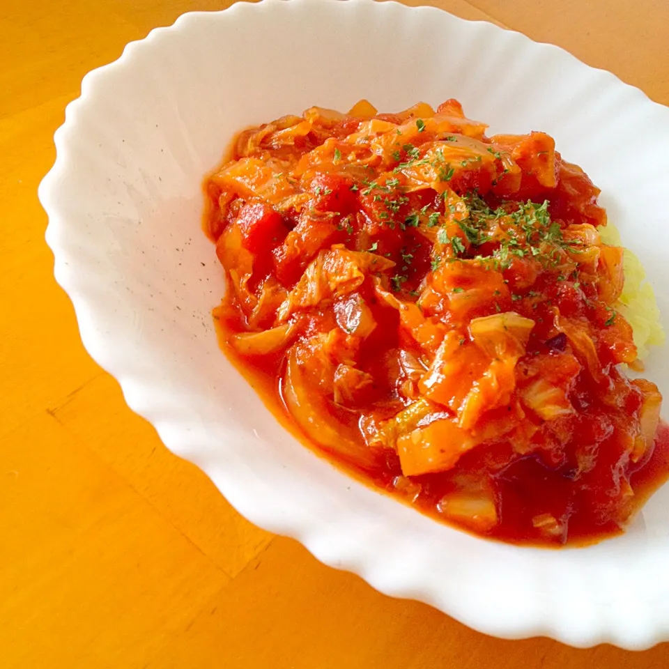 白菜とトマトのピリ辛煮込み掛けご飯|カウンター嬢さん