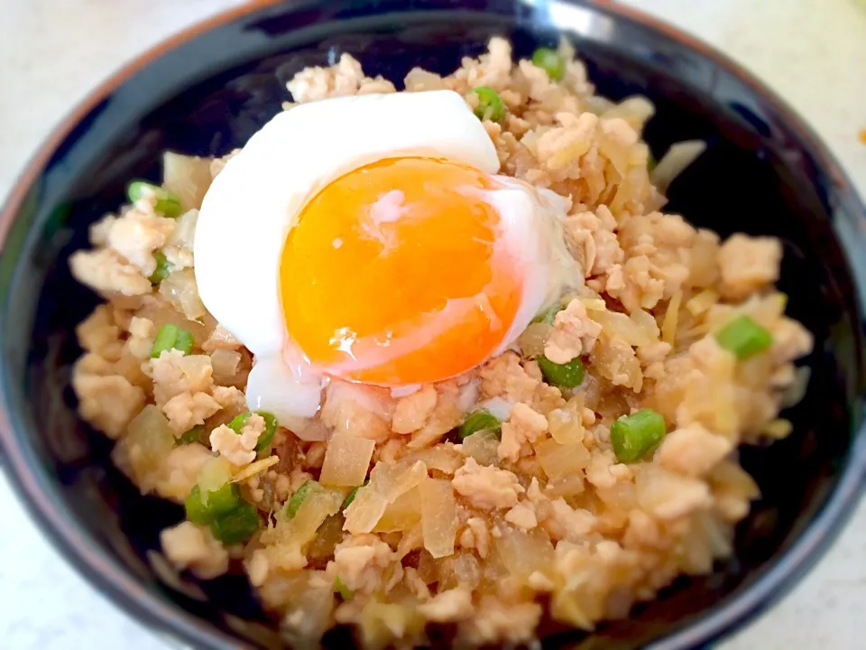 Snapdishの料理写真:とりそぼろ丼|Daisuke Gotoさん