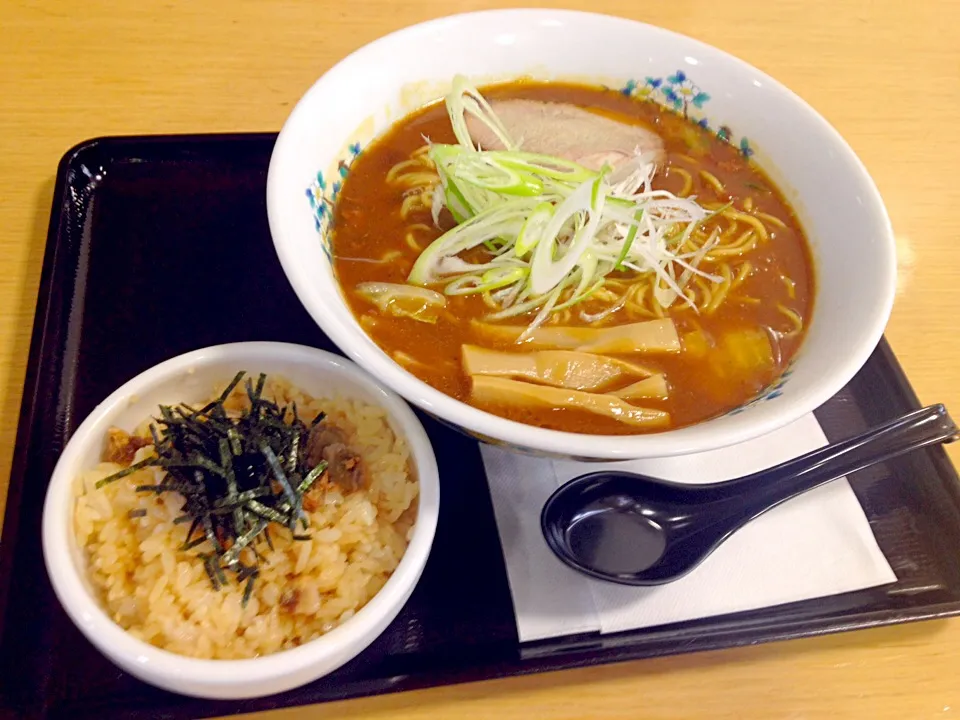 南幌温泉レストラン味心 加利麺＋ミニ焼豚丼|カウンター嬢さん