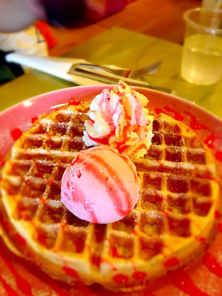 Waffle place @ Ho Chi Minh|harutaroさん