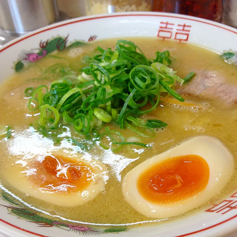 ラーメン（並）卵付|ぱちねぇさん