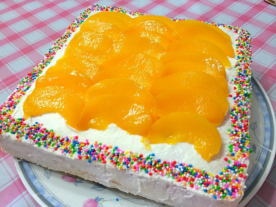 Snapdishの料理写真:peach cake|shirlynさん