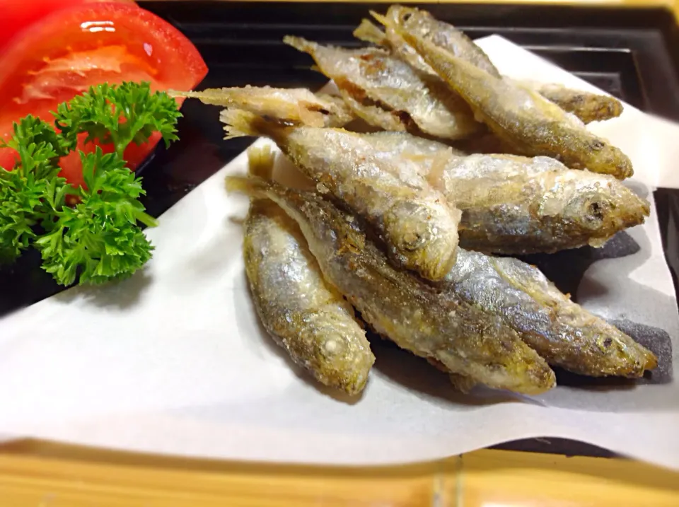 小アジの唐揚げ🐟😋|アライさんさん