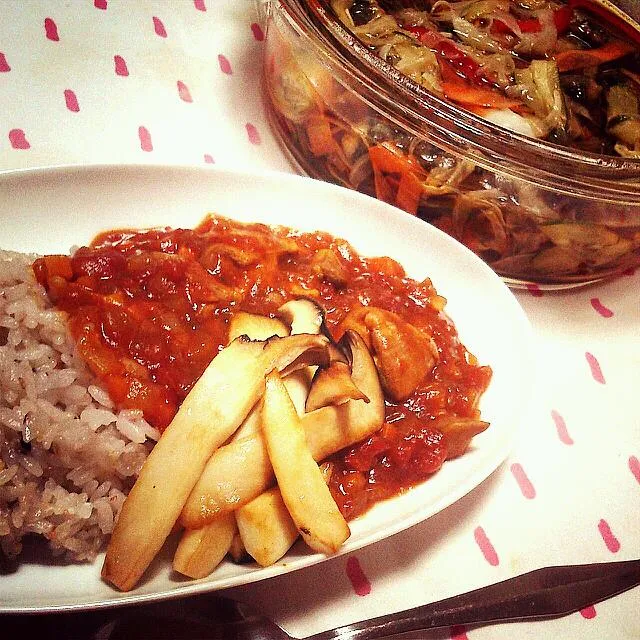 トマトチキンカレーと鰯の南蛮漬け|かなっぺさん