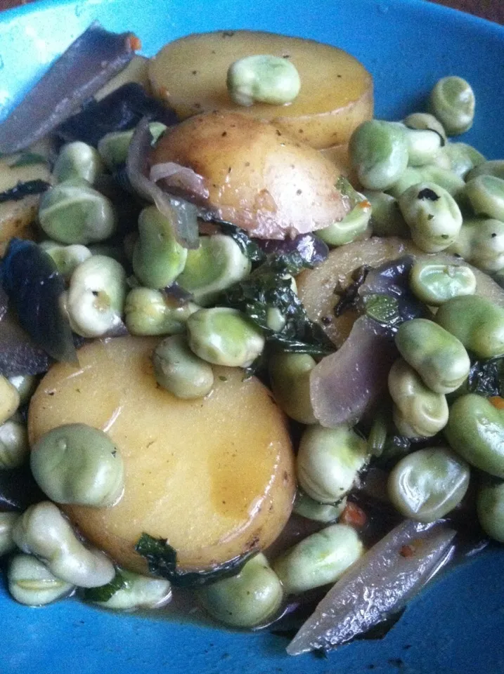 Snapdishの料理写真:Minty Broad Bean Stew (Morning Star Commie Chef recipe)|Nick Hiderさん