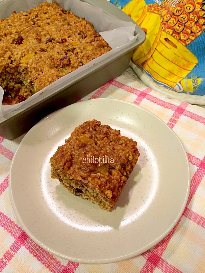 Chocolate chip and pineapple oatmeal bar|chitopilitaさん