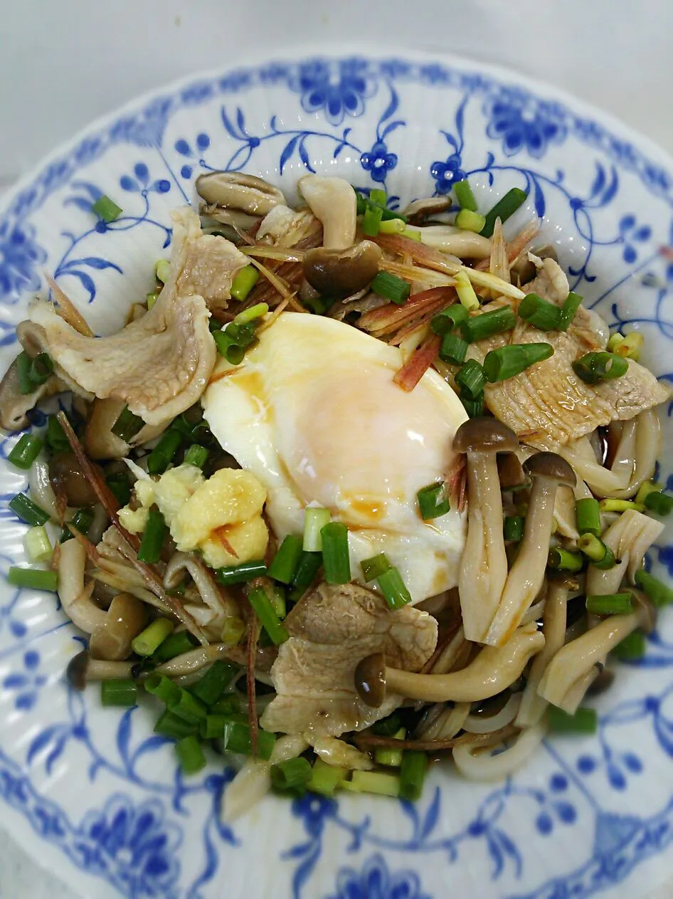 豚キノコのぶっかけうどん♪|鈴木さん