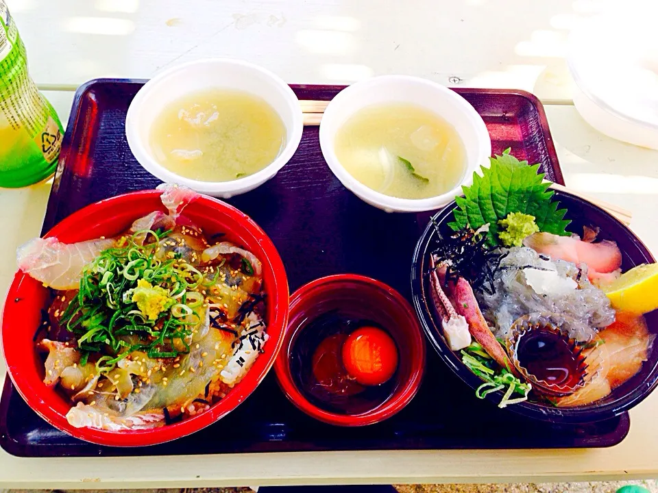 Snapdishの料理写真:桜鯛の卵かけ丼&生しらす丼|kachacjaさん