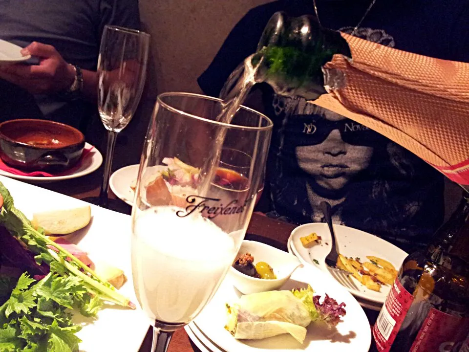 スパークリングワインで乾杯～♪|まゆまゆさん