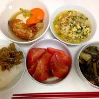 Snapdishの料理写真:カブの煮物＆トマト＆餃子スープ|yukari yamamotoさん