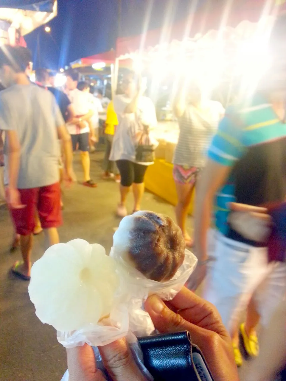 lychee & red bean, coconut Ice cream at Pasar Malam|korinoさん