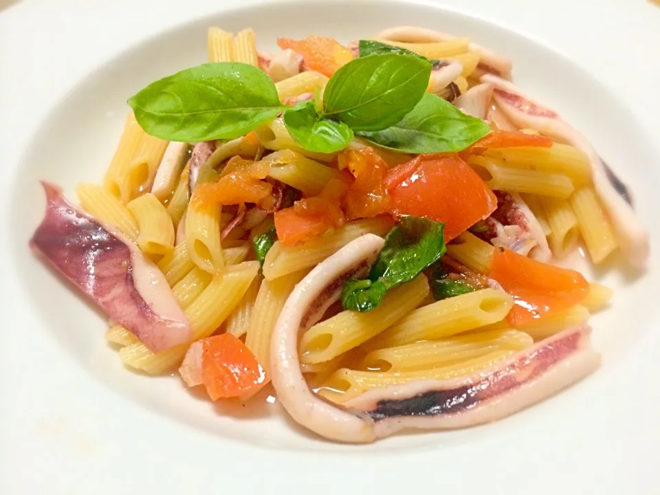 Squid tomato& basil penne.|Masakiさん