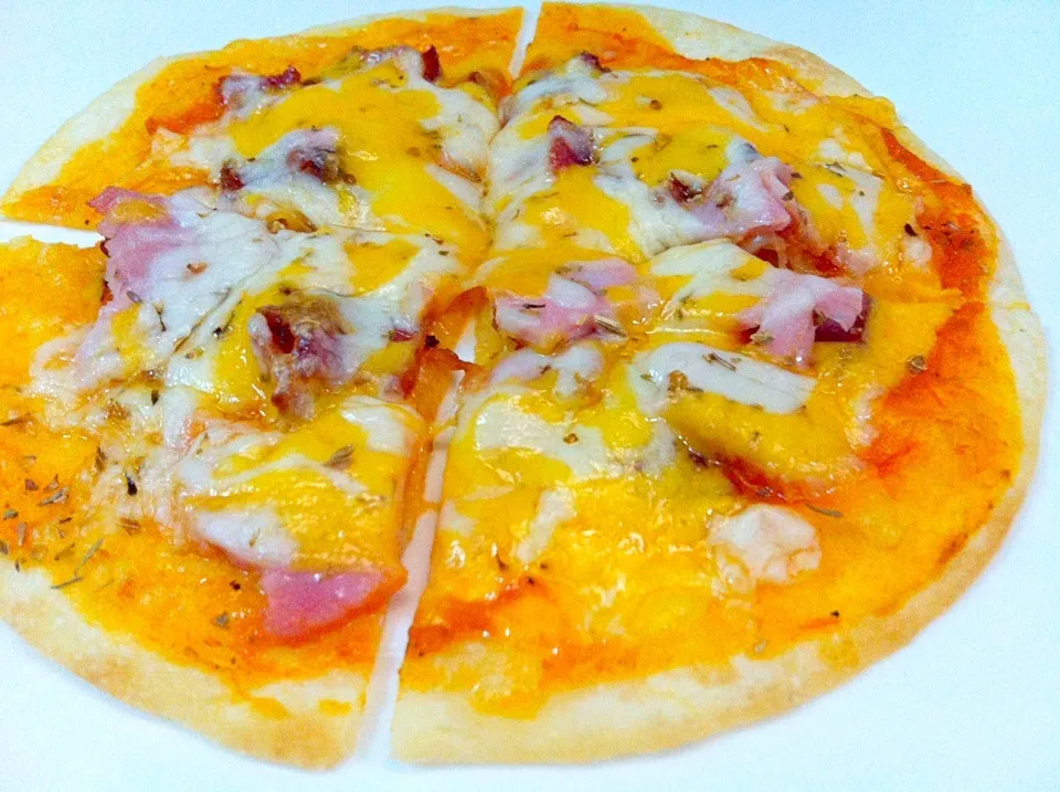 Sabroso's Pizzadilla|Jorge Bernal Márquezさん