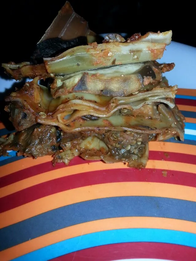 my homemade veggie lasagna with homemade sauce, eggplant, and a big fat portabella mushroom.|Polly Gelfusoさん