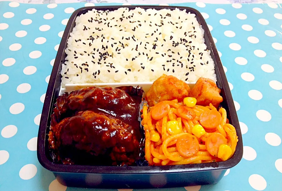 Snapdishの料理写真:Hamburger with demiglace  sauce, rolled mash potato with bacon fry and napolitan spaghetti on lunch boxes|Liezlさん