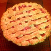 Strawberry-rhubarb pie|Jennifer Leeさん