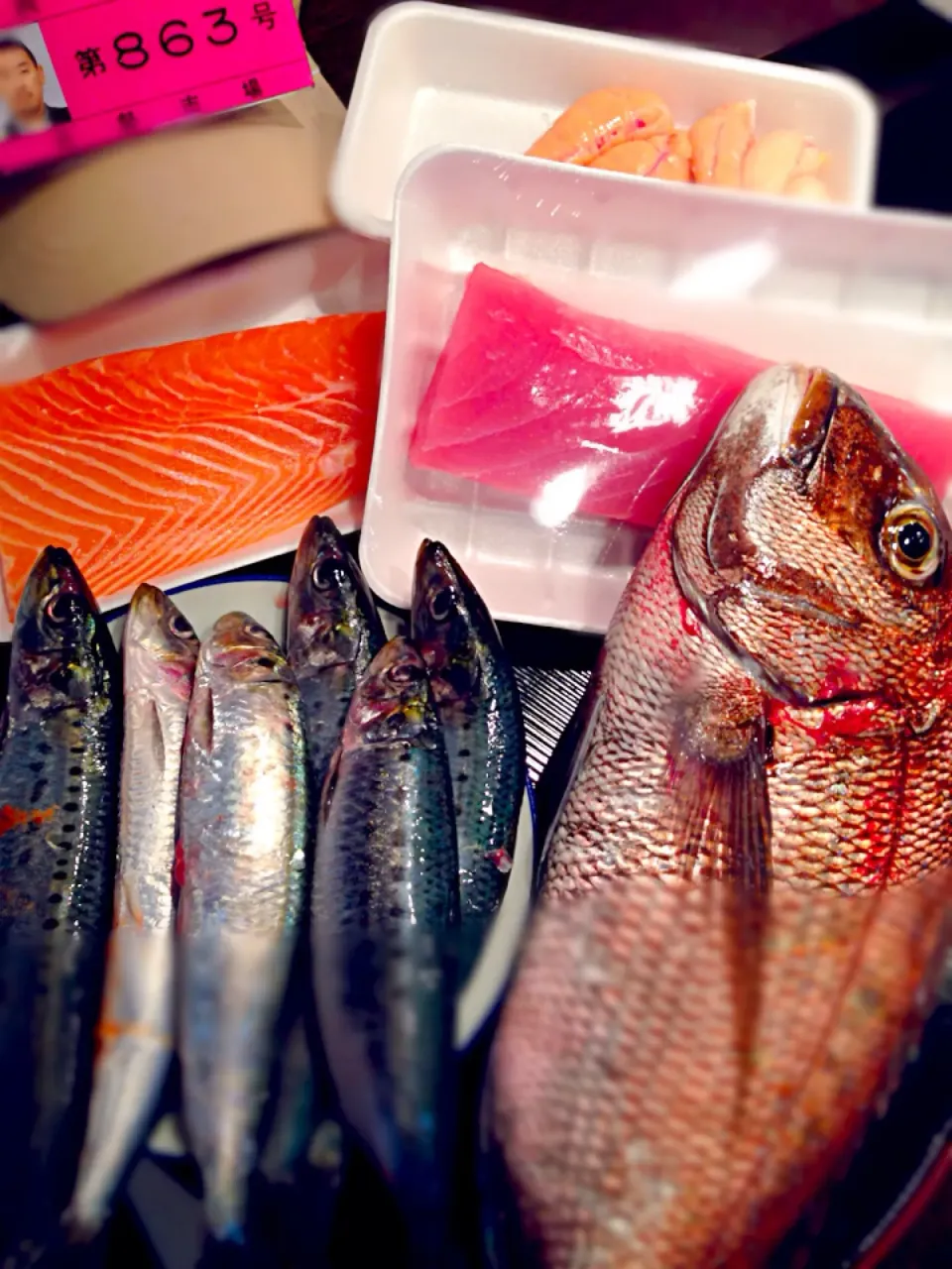 天然鯛、鰯、マグロ、サーモン、鯛の子〜🌊🐟💨|ぱつおさん