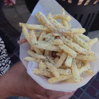 Snapdishの料理写真:Sour cream and onion fries|Chloe Castilloさん