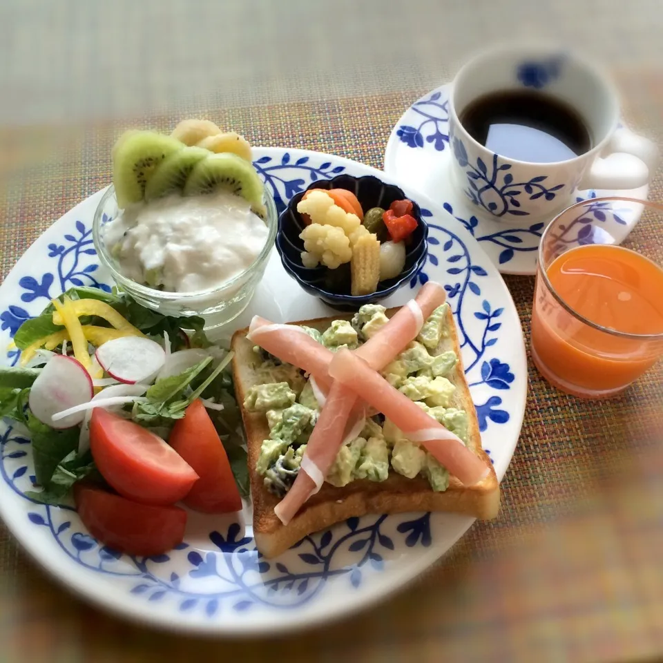 今日の朝ごはん|ぺんぎんさん