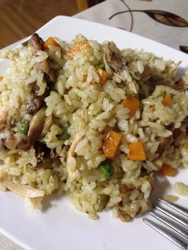 Arroz con pollo アロス コン ポヨ ( ご飯と鳥肉)|Yoshiiiiさん