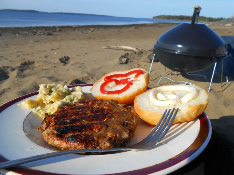 BBQ portobello mushroom burgers|Fe's kitchenさん