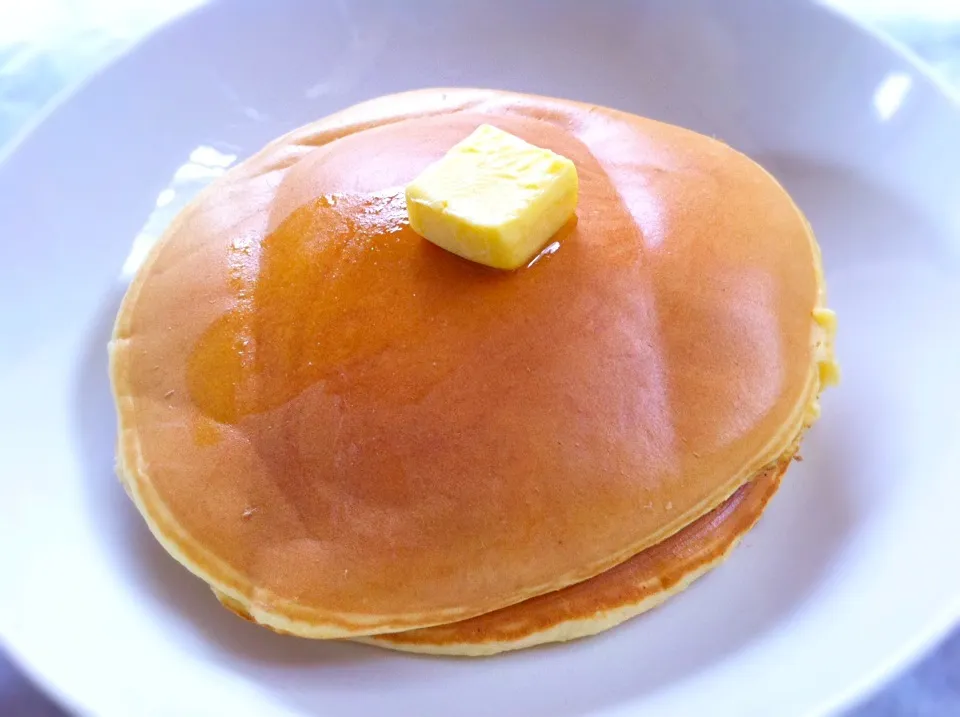 Snapdishの料理写真:ランチはホットケーキでまったり(^^)|naokiさん