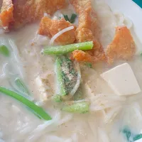 🐟Fried Fish Soup with condensed milk + thick noodles🐟