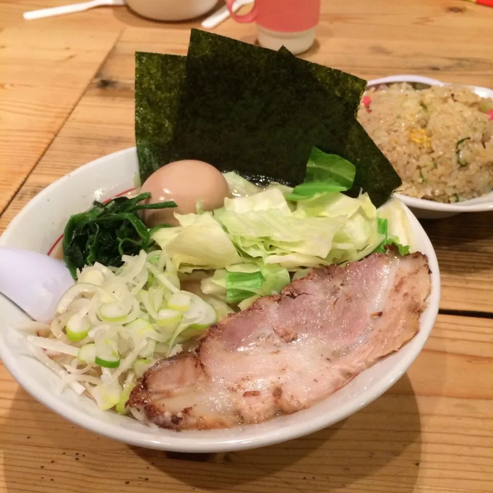 うまいラーメン♡|ponさん