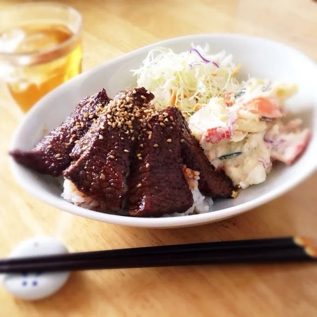 一人ランチ🍴DE焼肉丼|ashushikaママ♡さん