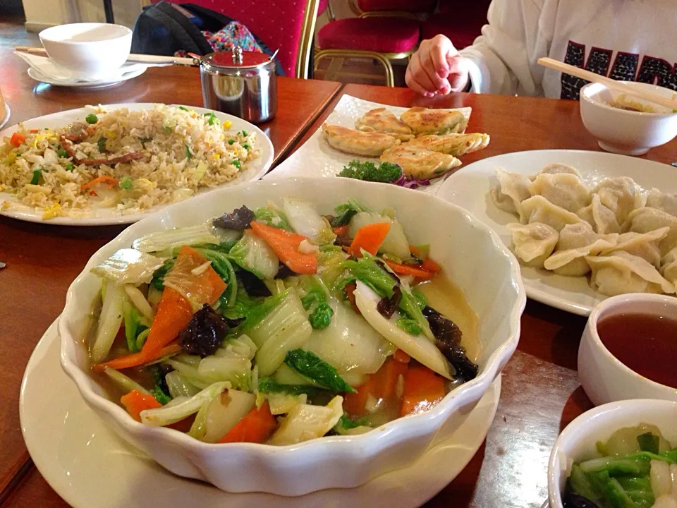 Chinese cabbage with garlic and winter vegetables, dumplings, fried rice , leek and garlic pancakes...divine|Miriam Hughesさん