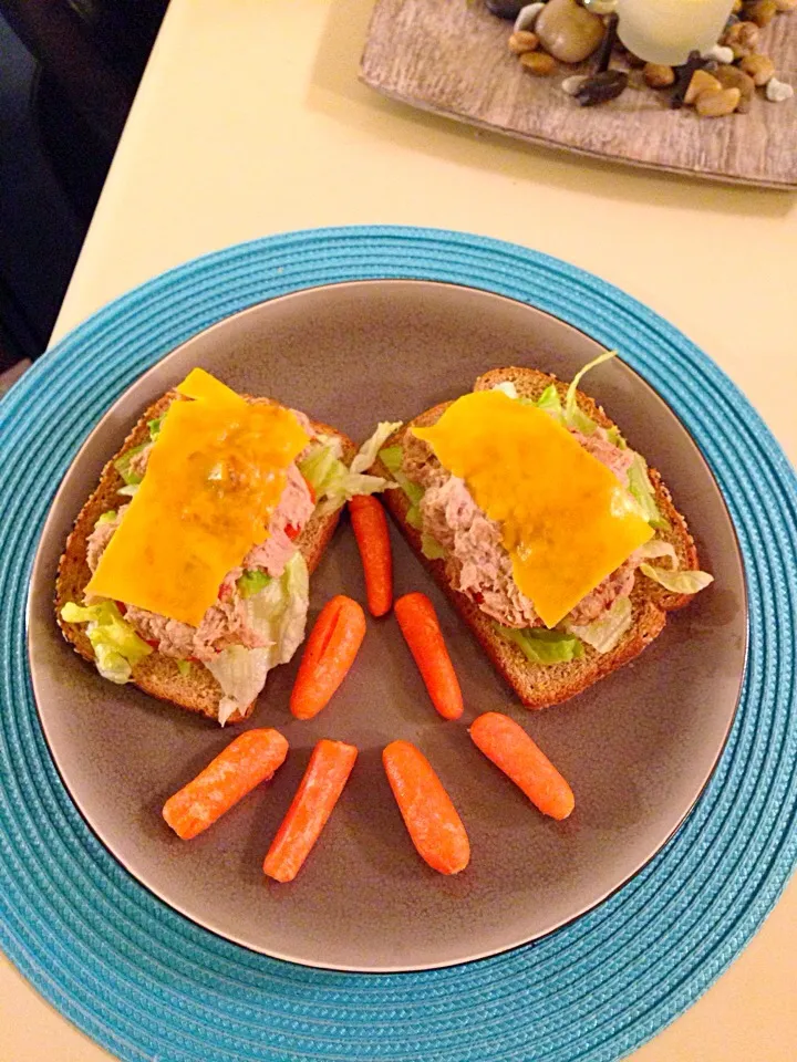 Tuna Melt w/ carrots|Andre Wilsonさん