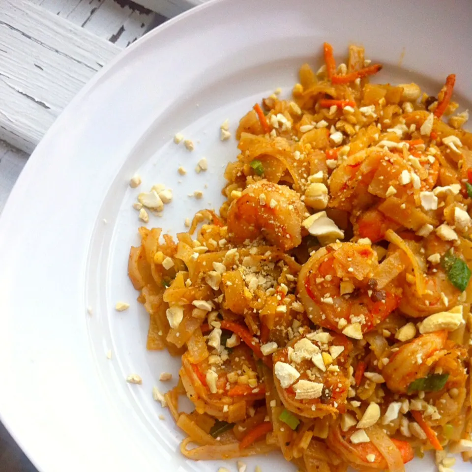 Shrimp Pad Thai|T.E.Dennisさん