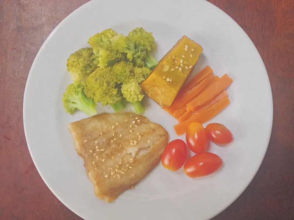 simple lunch .|Jubjanさん