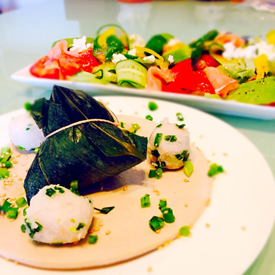 June 3rd. Lunch メインは市販の手作り粽＊トマト種ドレッシングサラダ|yeluさん