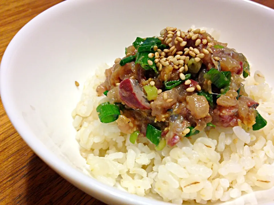 Snapdishの料理写真:アジのたたき丼|山口 知夏さん