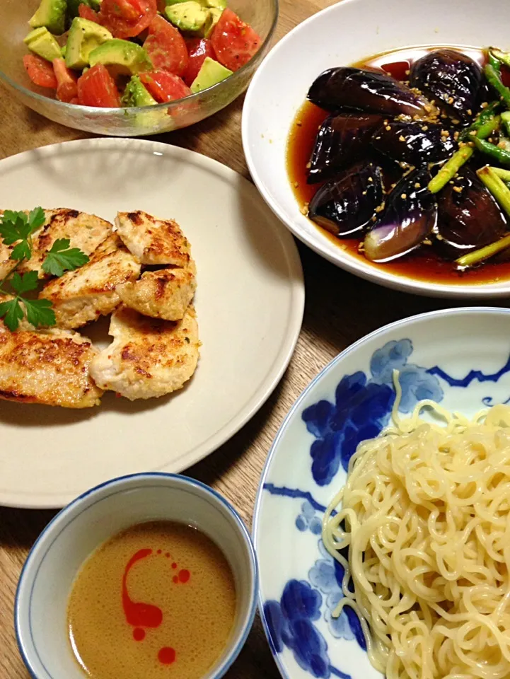 Snapdishの料理写真:夕ご飯 息子と二人なので ざるラーメン|エイコさん