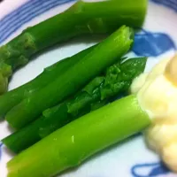 お家でとれたアスパラ♡