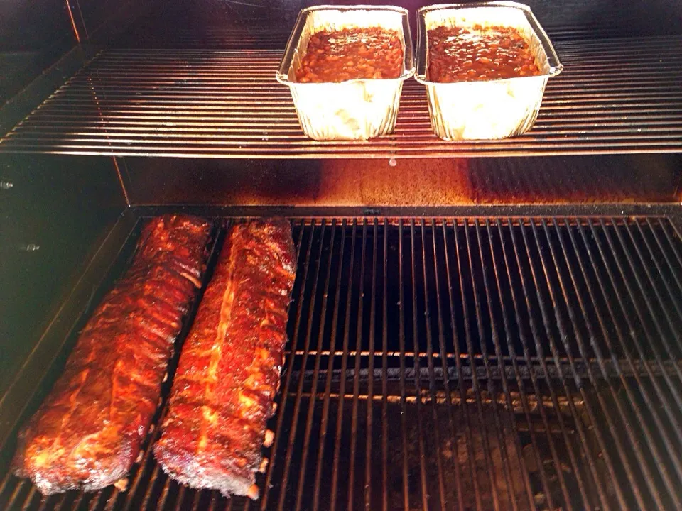 Baby back Ribs & Smoked BBQ Beans|Gregさん