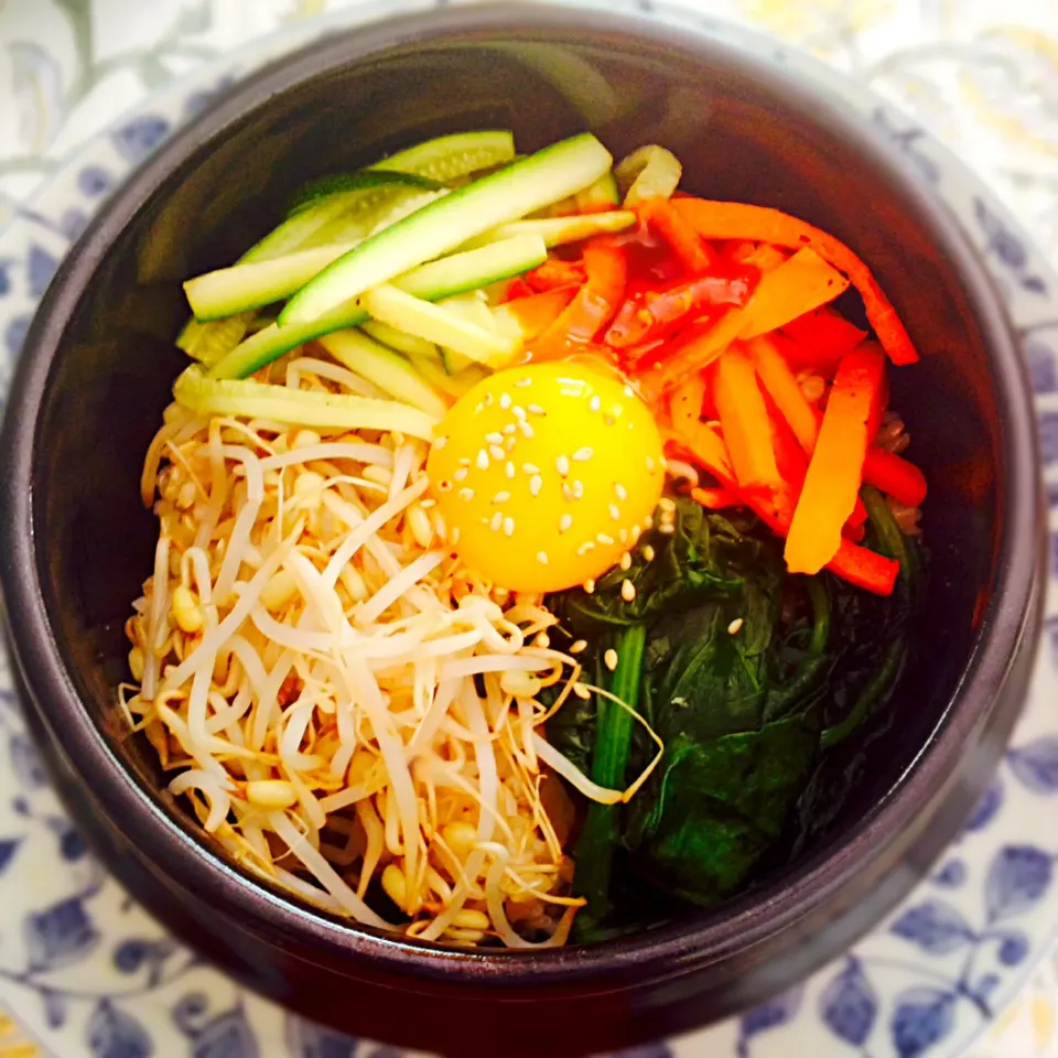 Dolsot Bibimbap - vegetarian|Sarah Mahoneyさん