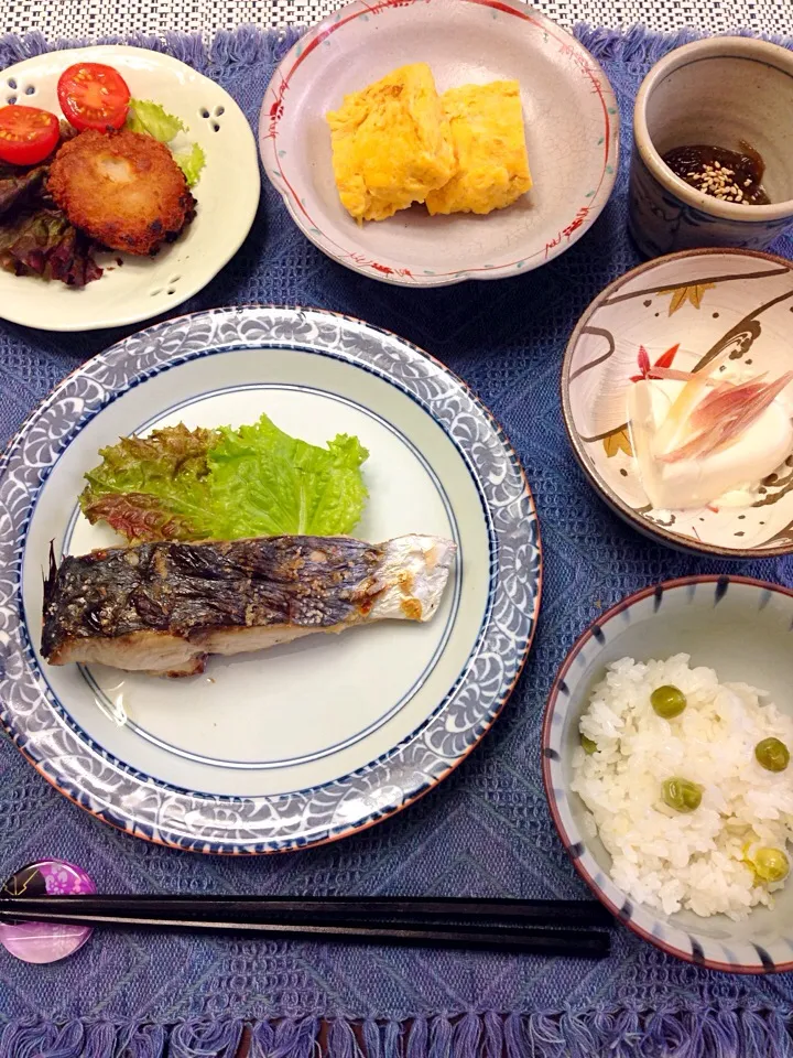 鰆の塩焼き朝定食|Yukiyo  Ishizakiさん