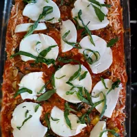 Snapdishの料理写真:home made veggie lasagna with zucchini,  yellow squash, spinach, onion, garlic,  mushrooms, carrots and tomatoes sauce with fresh mozzarella,  parmesan, and bas|Jillian Bittleさん