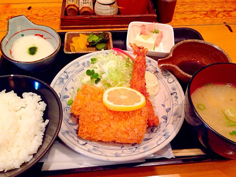 週替わり定食のエビカツANDエビフライ|ars-anuenueさん