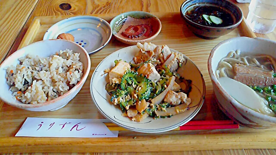 半ゴーヤーチャンプル半そば定食|なつみさん