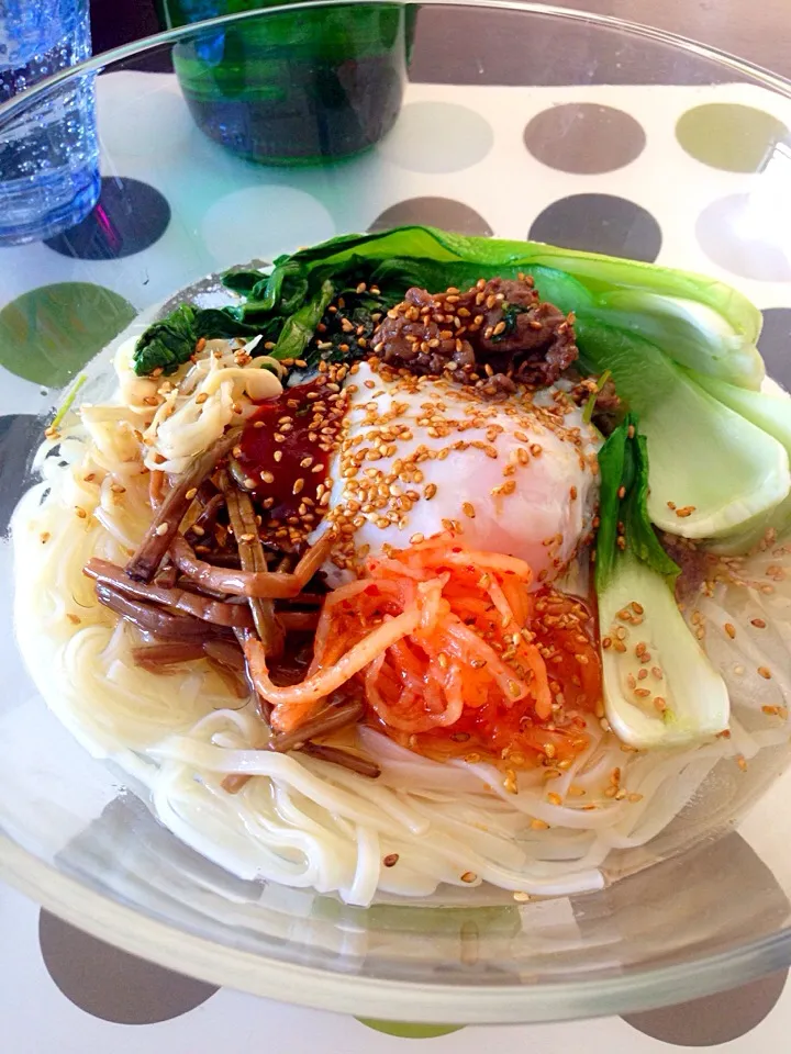 暑い〜っ！ お昼はビビン冷麺|alhambraさん